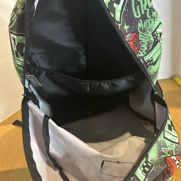 Minecraft Kids Backpack - Picture 10 of 15